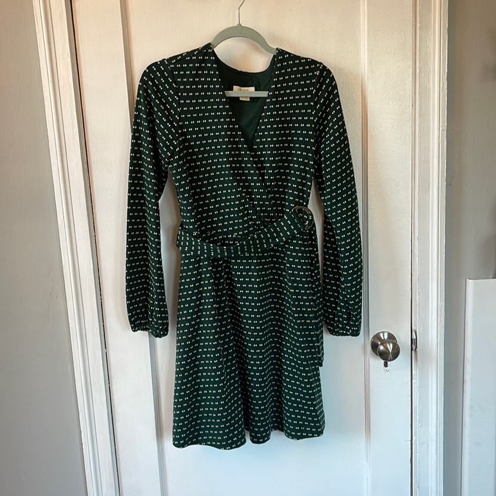 Maeve v neck a-line dress with belt